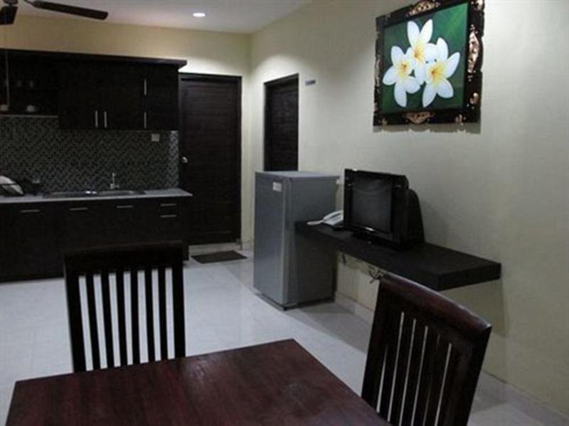 Bagus Hayden Hotel Kuta  Exterior photo
